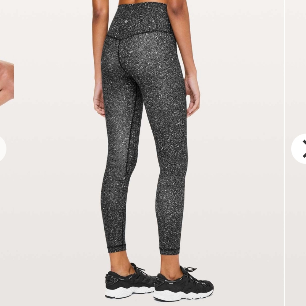 🍋Lululemon Aligns 25" Rare
